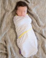 clevamama swaddle to sleep grey2