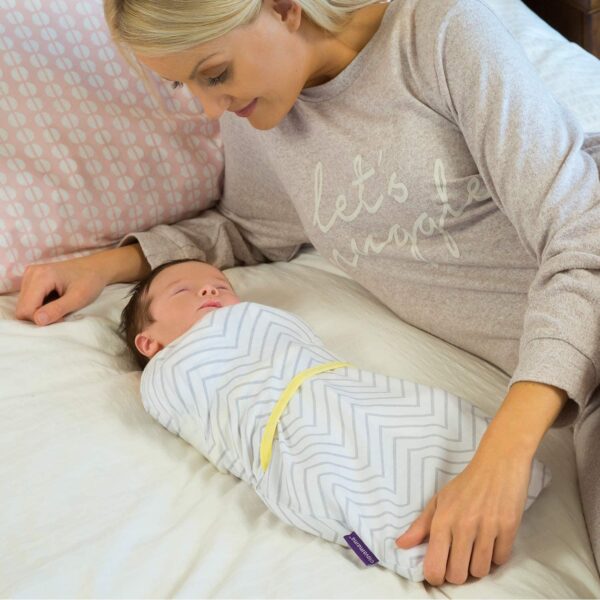 clevamama swaddle to sleep grey3