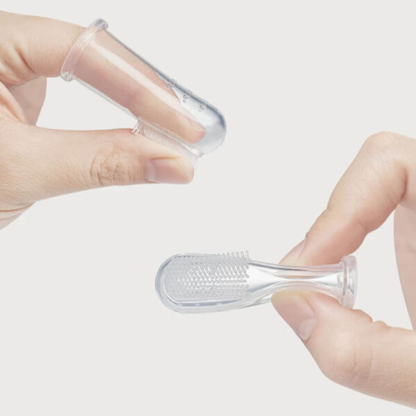haakaa silicone finger brush live 26006 58461.jpg
